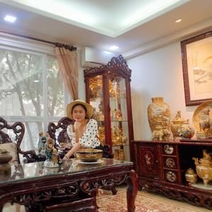 Meet your Posher, Violet